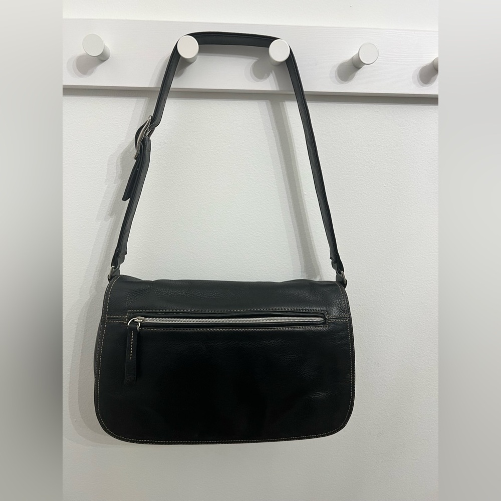 Vintage Liz Claiborne Black Leather Purse with Interior Zip Pouch